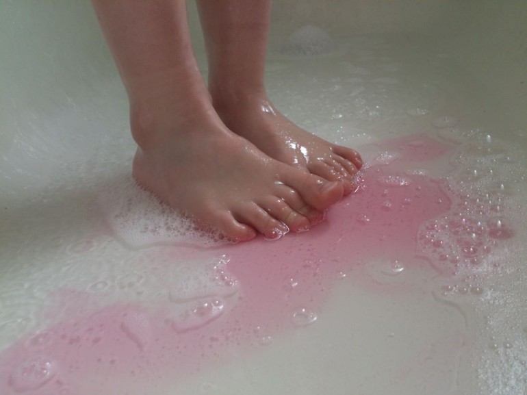 Naoise and pink shampoo, Helen Sargeant ©, 2013